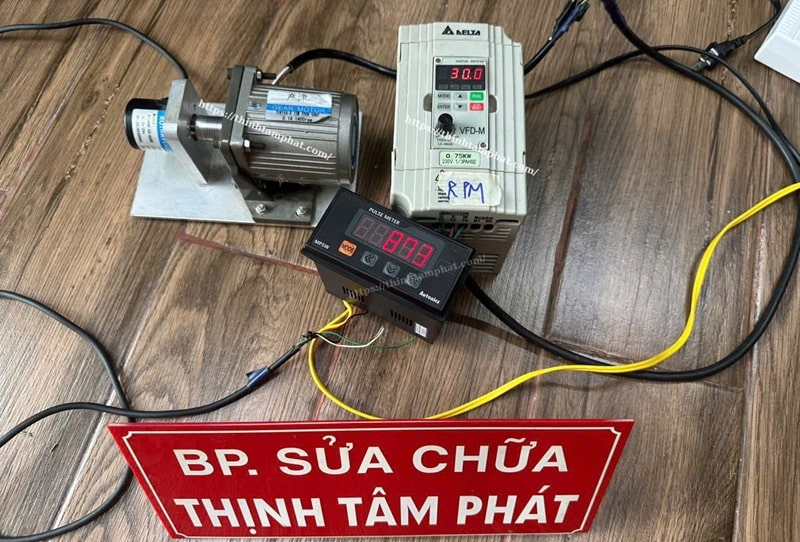 hiển thị tốc độ vòng quay
